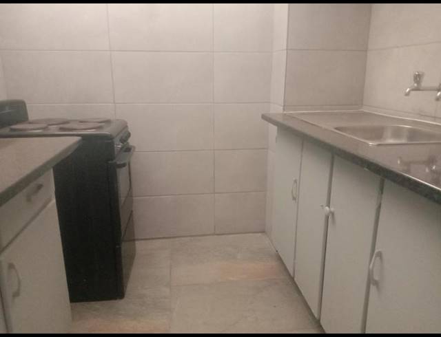 2 BEDROOM APARTMENT FOR SALE IN SUNNYSIDE